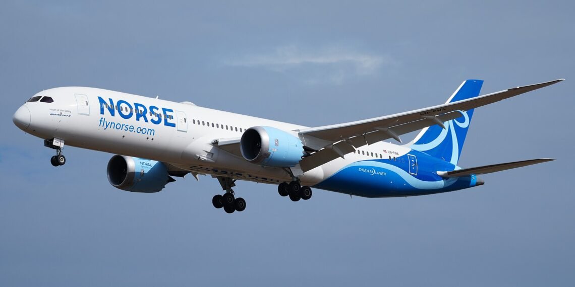 Berlin Brandenburg Airport Norse Atlantic Airways Boeing 787-9 Dreamliner LN-FNA (DSC02373)