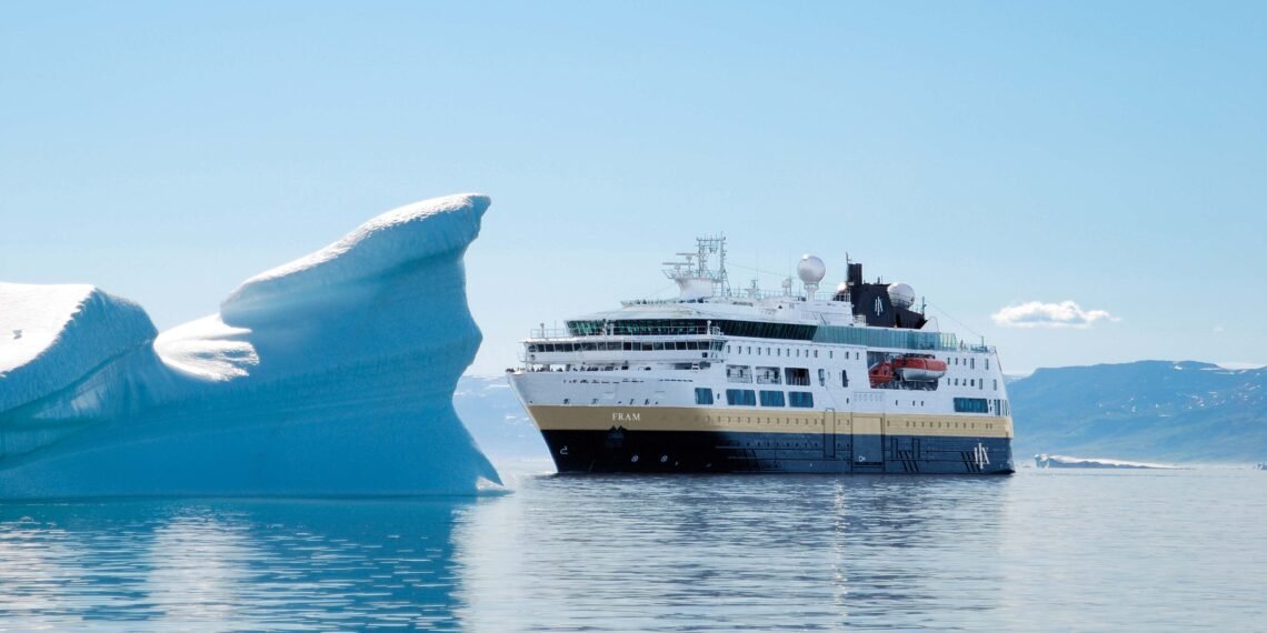Greenland, MS Fram, ice