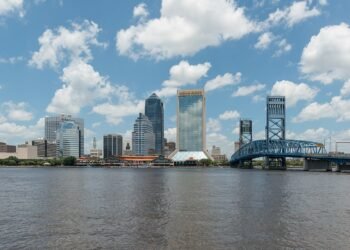 Skyline of Jacksonville FL, South view 20160706 1