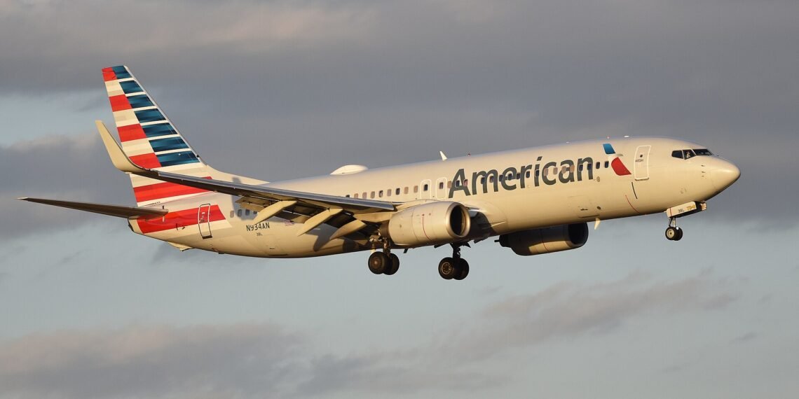 American Airlines Boeing 737-800 N934AN arriving at Dallas/Fort Worth from Austin